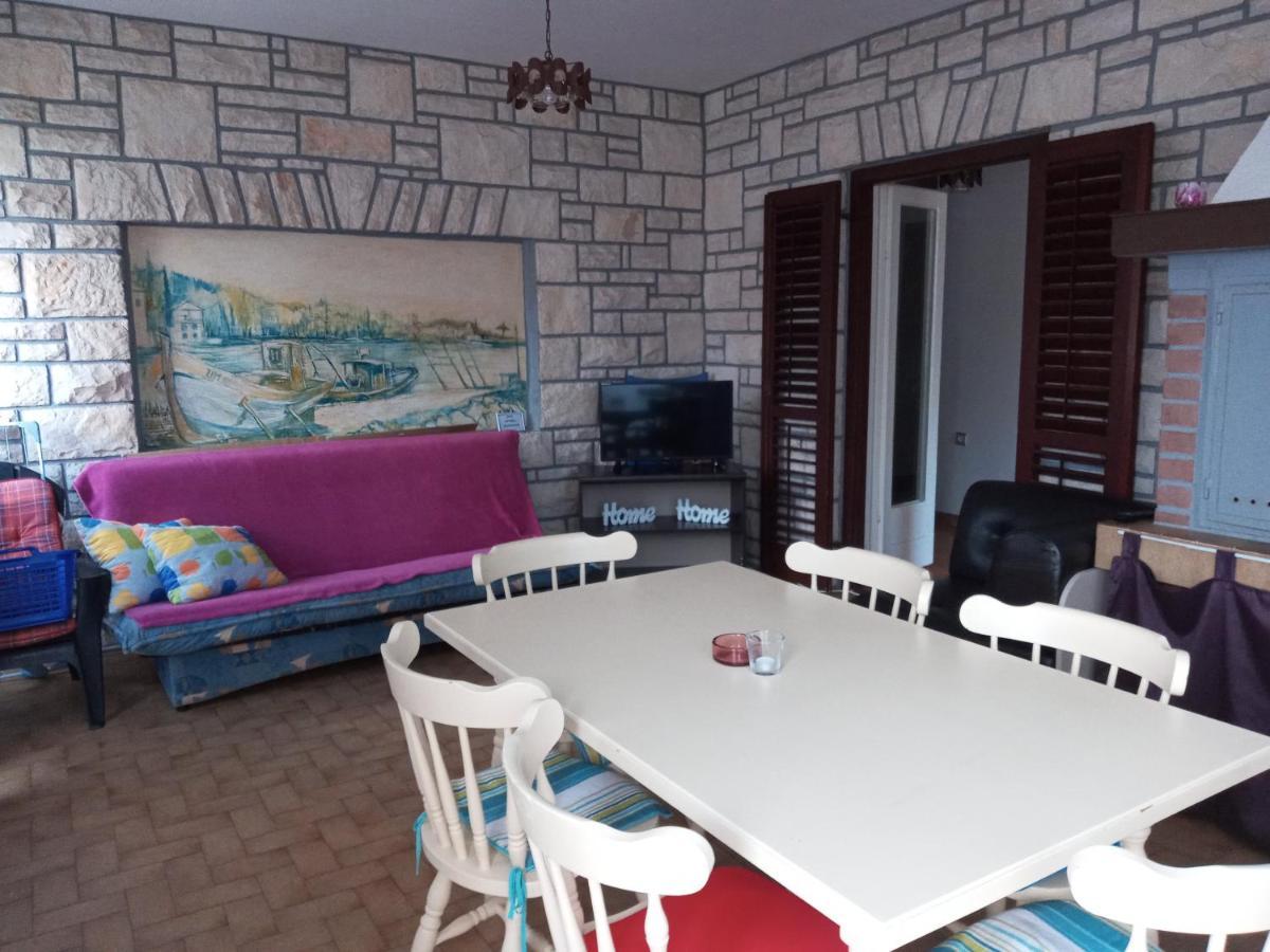 Apartman Sole Διαμέρισμα Karigador Εξωτερικό φωτογραφία